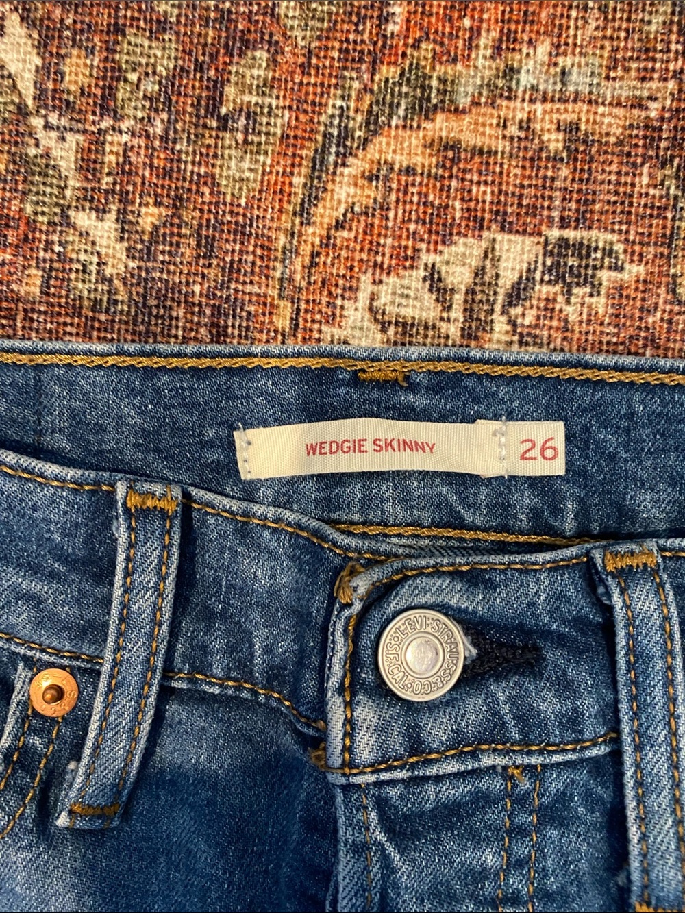 Levi’s Wedgie Skinny Jeans. High-Rise Slim Fit. Size 26. - Picture 6 of 11